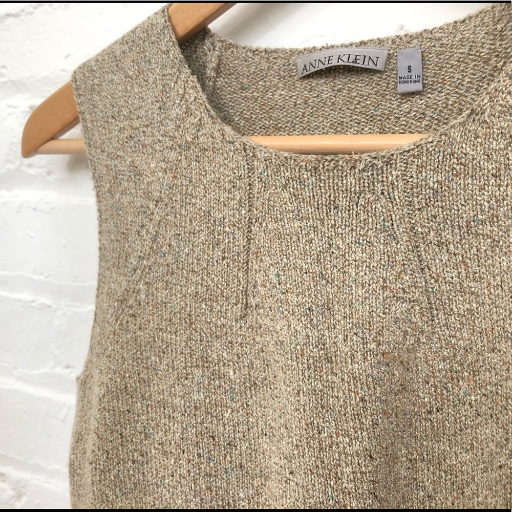 **Moved Closets** Anne Klein sweater tank top